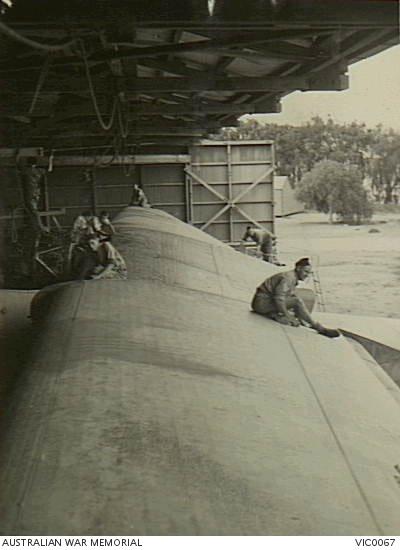 Maintenance personnel at 1 Flying Boat Repair Depot RAAF in north-western Victoria, February 1942, R K Lovitt, VIC0067