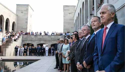 The Honourable Malcolm Turnbull MP, Prime Minister of Australia, The Honourable Bill Shorten MP, Leader of the Federal Opposition, and members of parliament, attended the Last Post Ceremony on the first day of Parliament for 2018. 